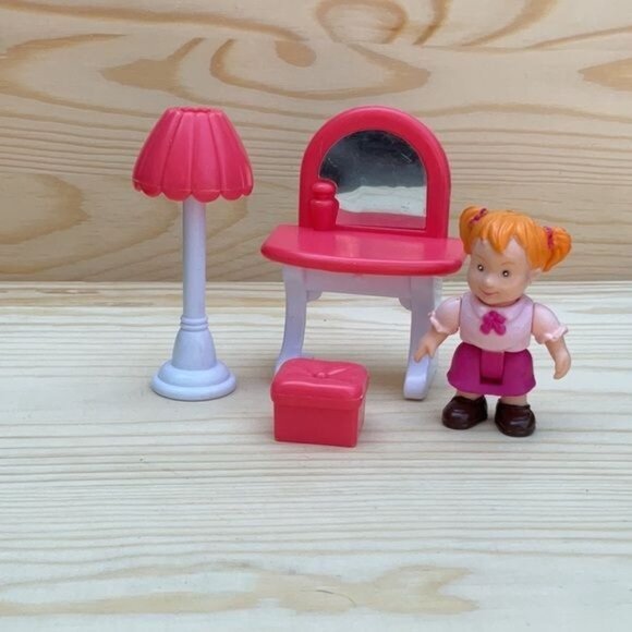 Fisher-Price Loving Family Dollhouse Furniture & Figures Set - Picture 2 of 7